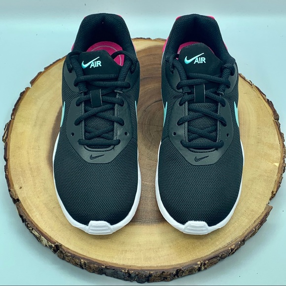 Nike Women’s Air Max Oketo Various Sizes. - Picture 3 of 8